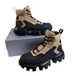 Prada Nylon Herren Grau
