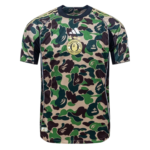 Camisa adidas x BAPE camuflagem