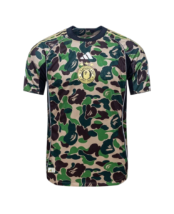 Camisa adidas x BAPE camuflagem