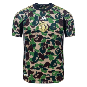 Camisa adidas x BAPE camuflagem
