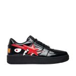 A Bathing Ape Bapesta Shark em couro envernizado preto e vermelho com estampa.